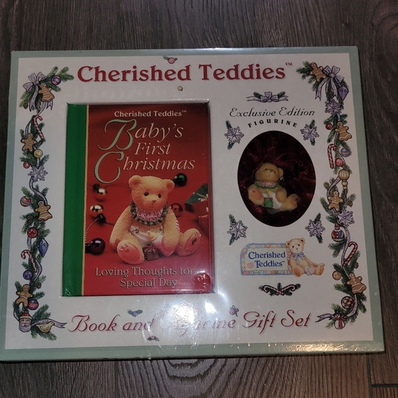 Cherished Teddies book and figurine - Picture 4 of 7